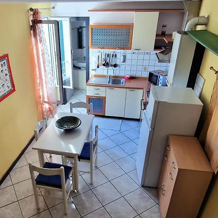 Guido House *